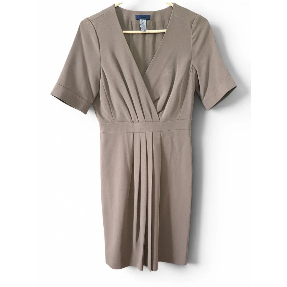 J.Crew Women‎ Taupe V-Neck Pleated Sheath Dress Size 0 Short Sleeve Work